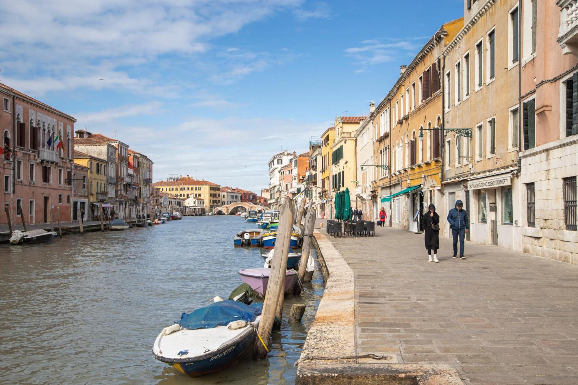 Cà Gamba, Cannaregio Alle Guglie